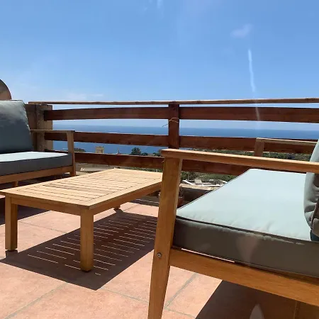 300y/o Blue Lagoon Views /ac/pool * Qala