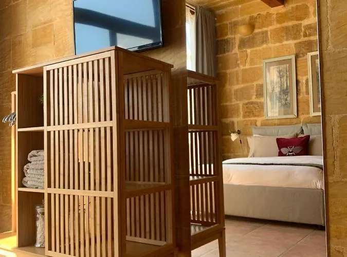 300y/o Blue Lagoon Views /ac/pool